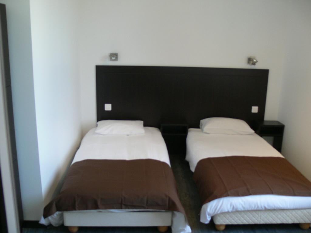 Hotel Le Saint Julien Zewnętrze zdjęcie